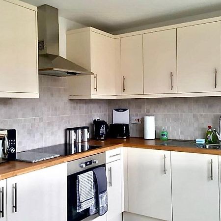 Property Hunter 23 Apartment Дарлингтън Екстериор снимка